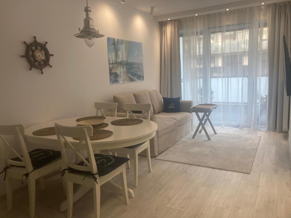 Apartamenty Kapitanskie Kasprowicza 20A Taras Kołobrzeg Exteriör bild