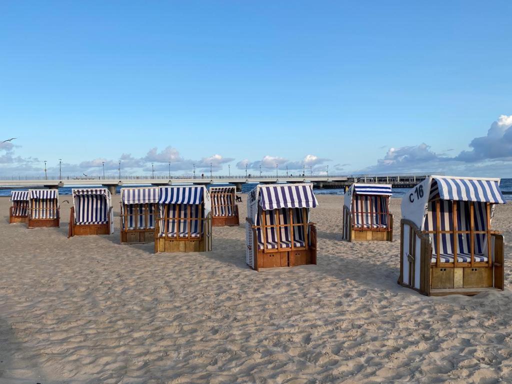 Apartamenty Kapitanskie Kasprowicza 20A Taras Kołobrzeg Exteriör bild